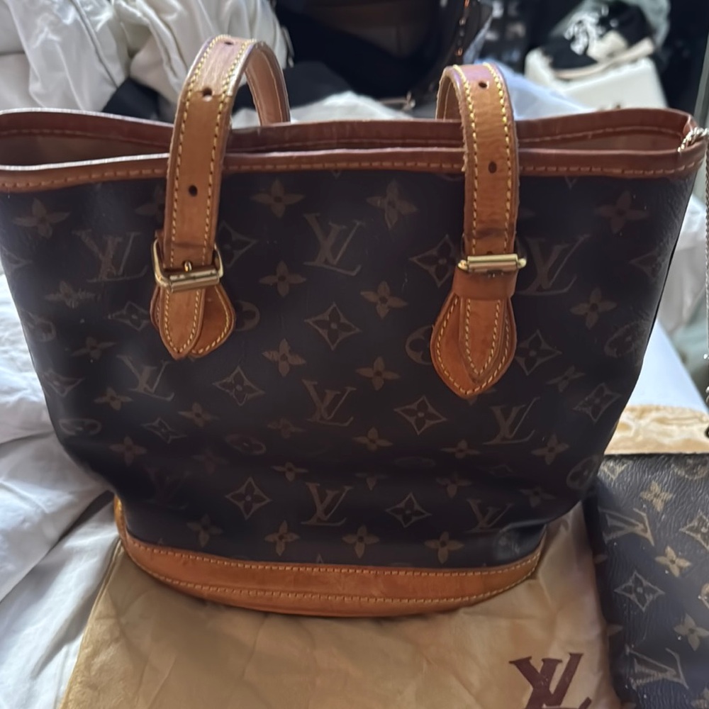 Vintage Louis Vuitton Monogram Canvas Bucket Bag